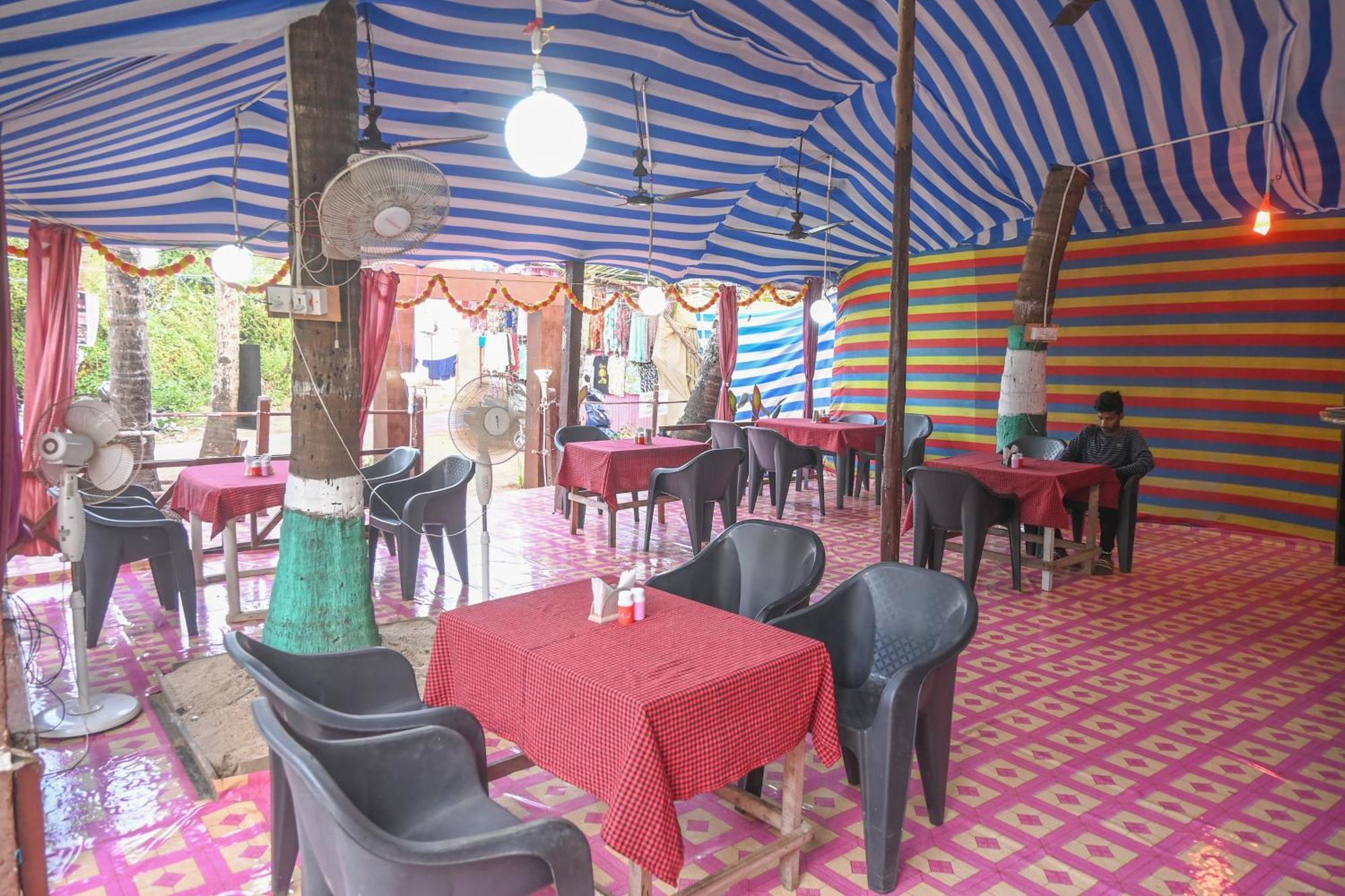 Kashinath Beach Huts Агонда Екстериор снимка