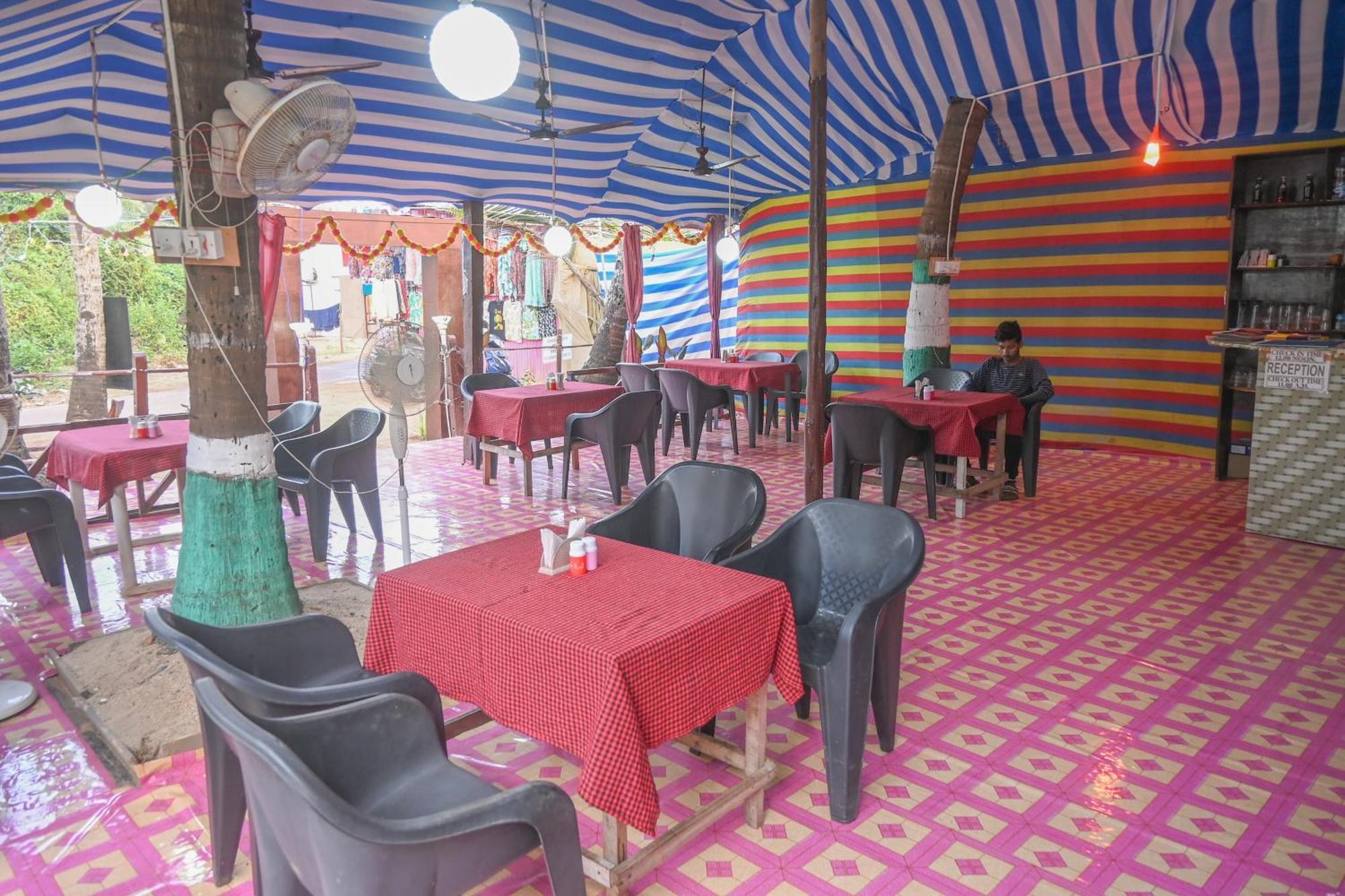 Kashinath Beach Huts Агонда Екстериор снимка
