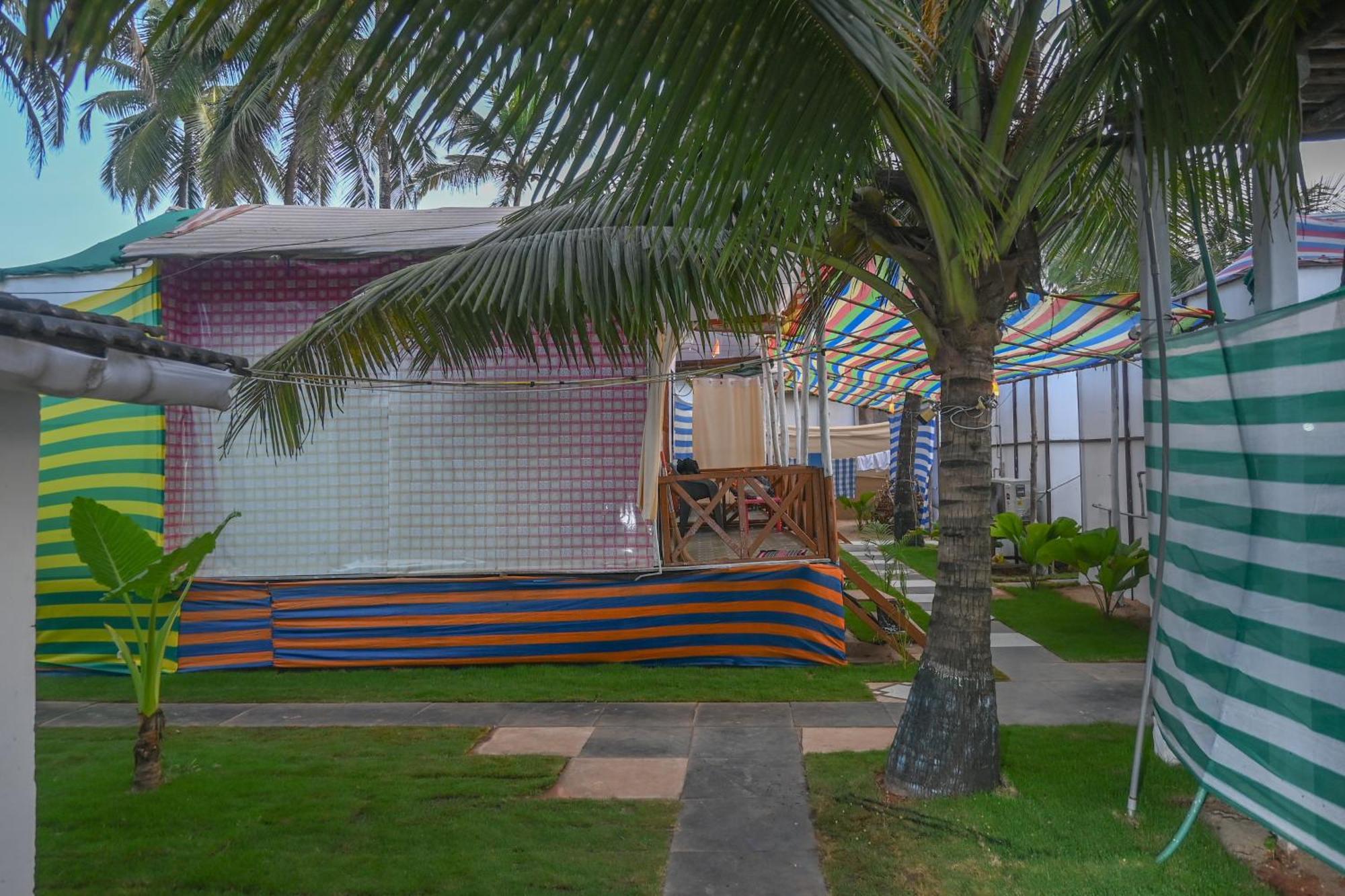 Kashinath Beach Huts Агонда Екстериор снимка