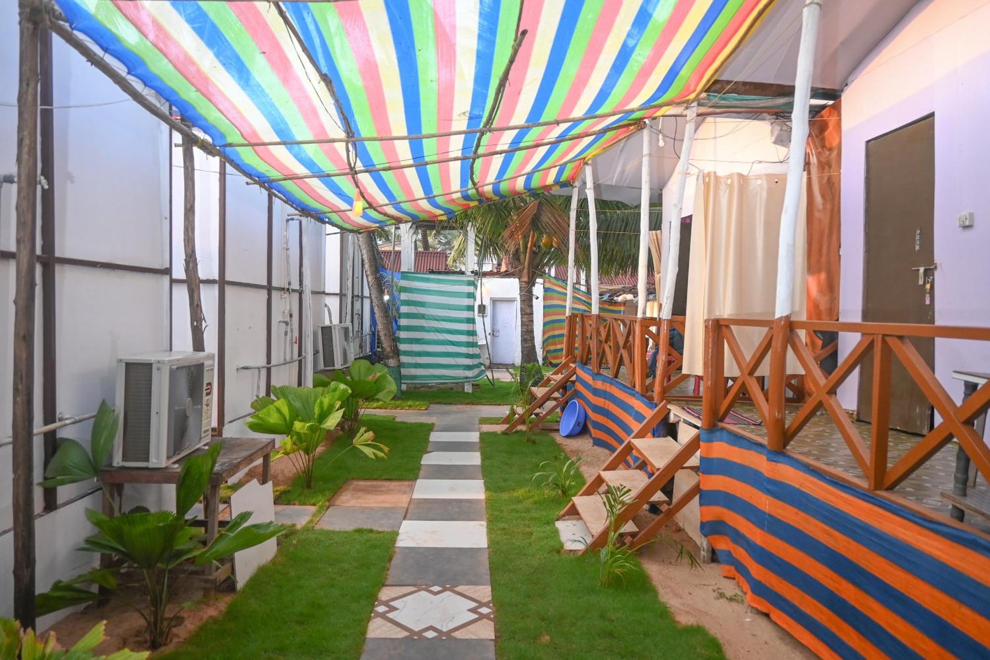 Kashinath Beach Huts Агонда Екстериор снимка