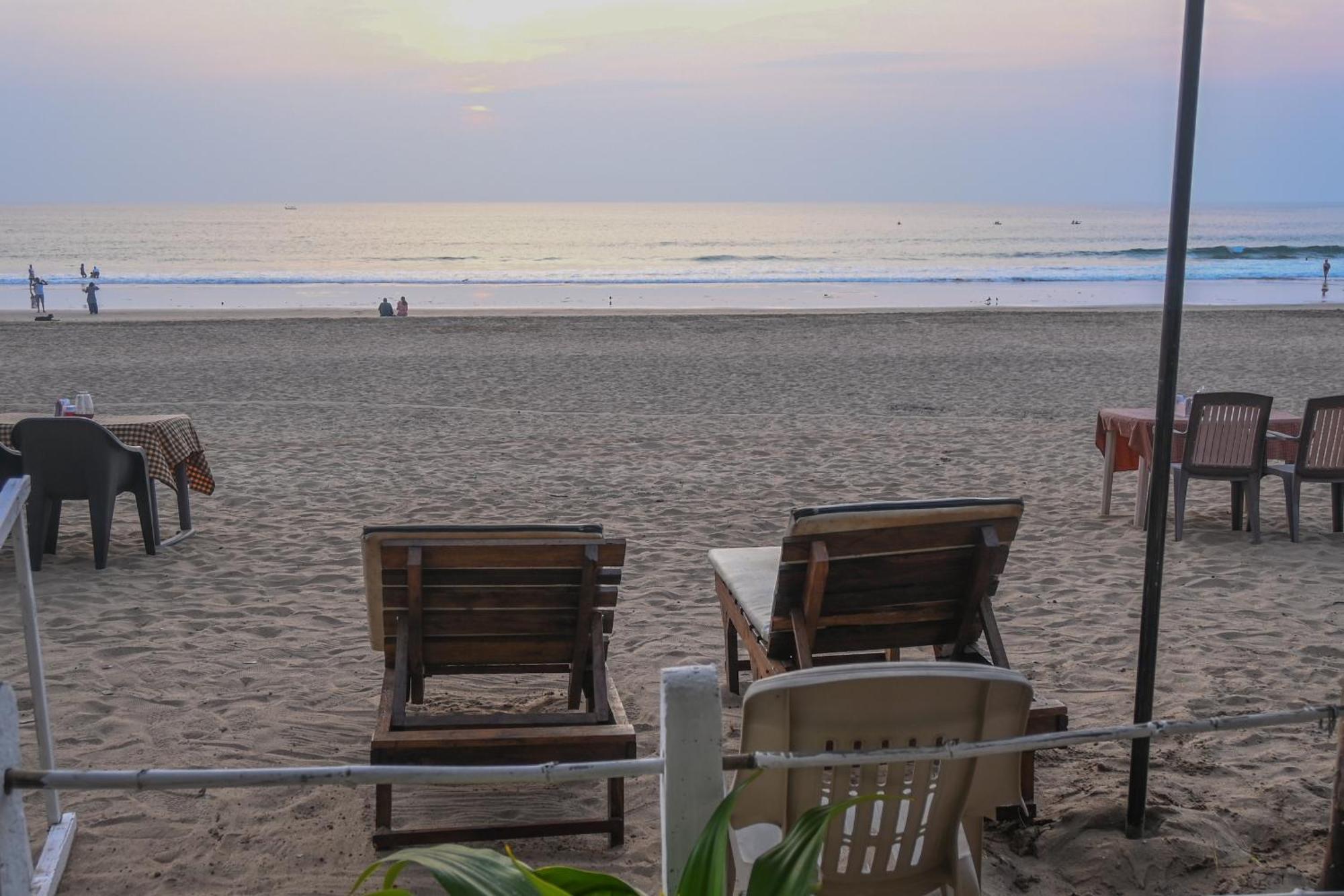 Kashinath Beach Huts Агонда Екстериор снимка