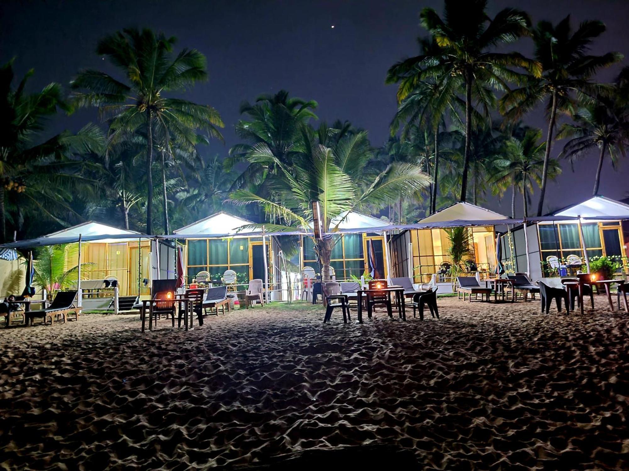 Kashinath Beach Huts Агонда Екстериор снимка